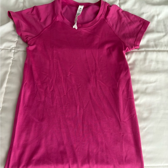 Swiftly tech short sleeve shirt 2.0 - Picture 1 of 4